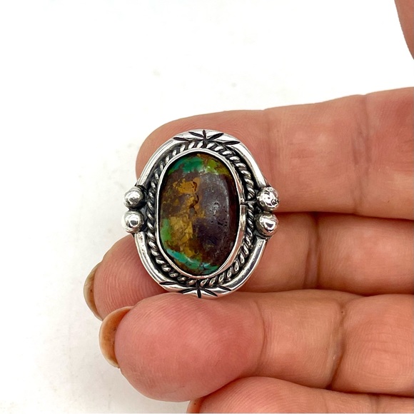 Navajo Green Turquoise Ring Size 7 Sterling Silver Vintage - Picture 4 of 6